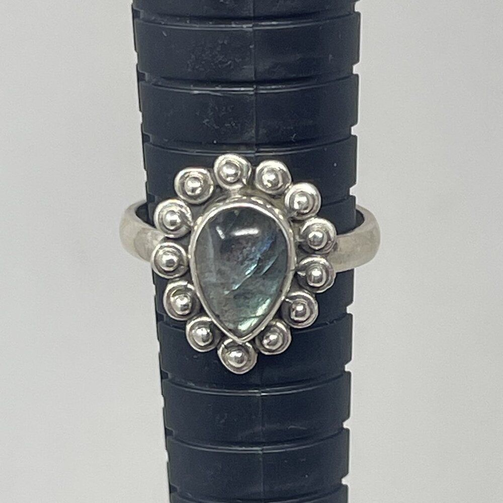 925 Sterling Silver ring with Teardrop Labradorite Gemstone